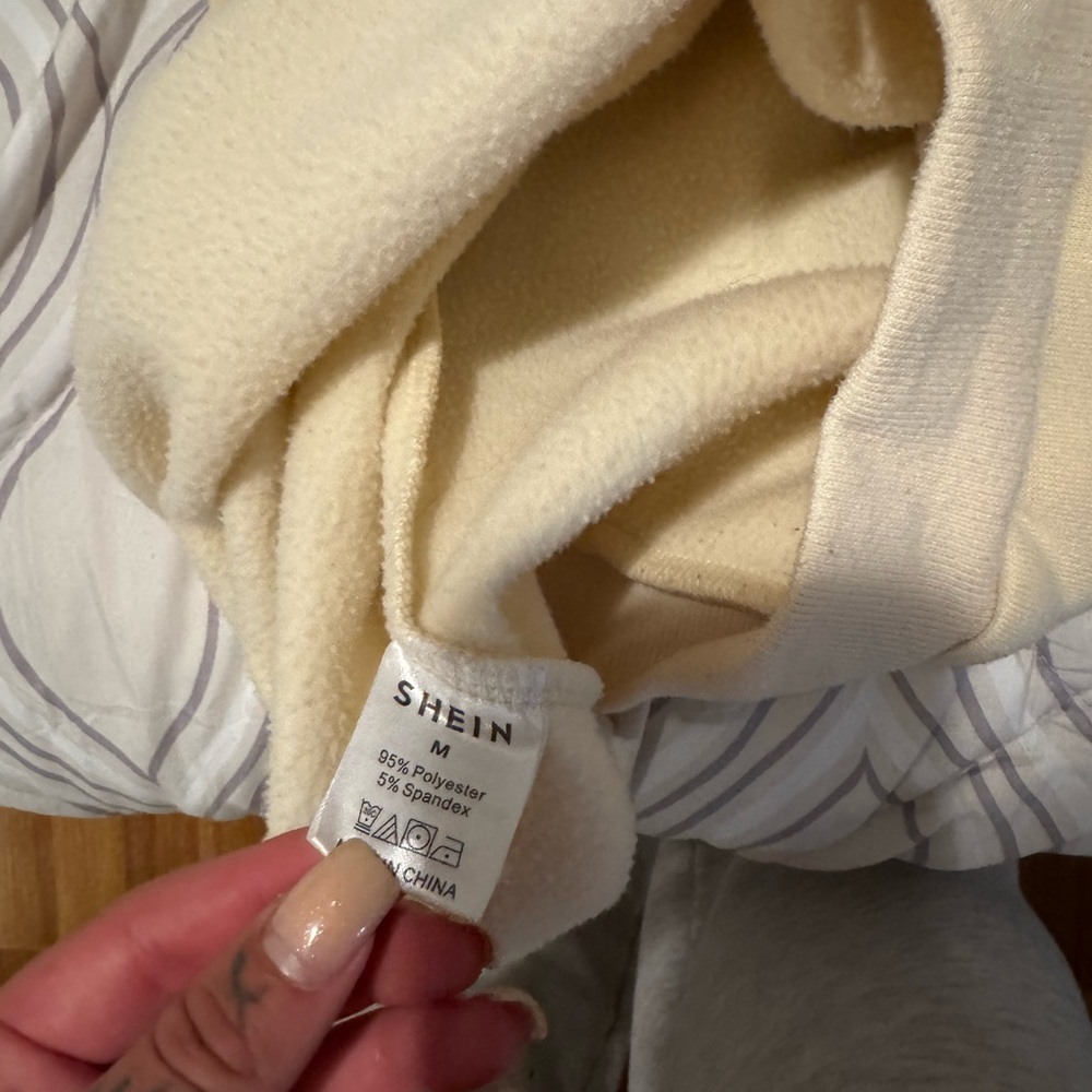 SHEIN HOODIE - Picture 3 of 3